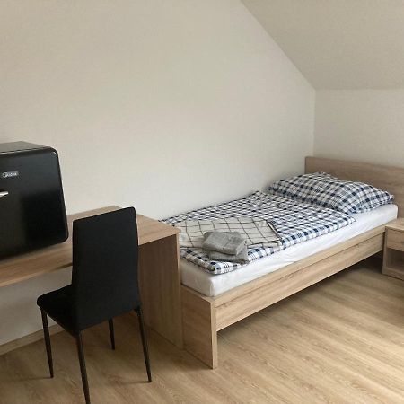 Ubytovani Na Spejcharu, Zelevcice Slaný 외부 사진