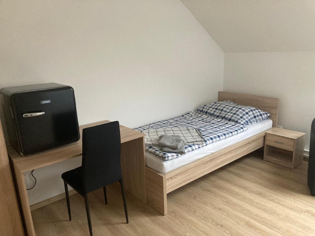 Ubytovani Na Spejcharu, Zelevcice Slaný 외부 사진